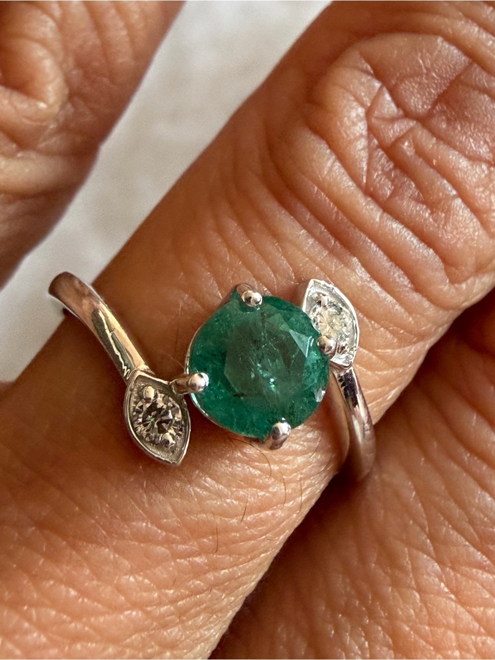 14K White Gold Natural Emerald 1.19ct Diamond .09ct Ring Size 7 Certified